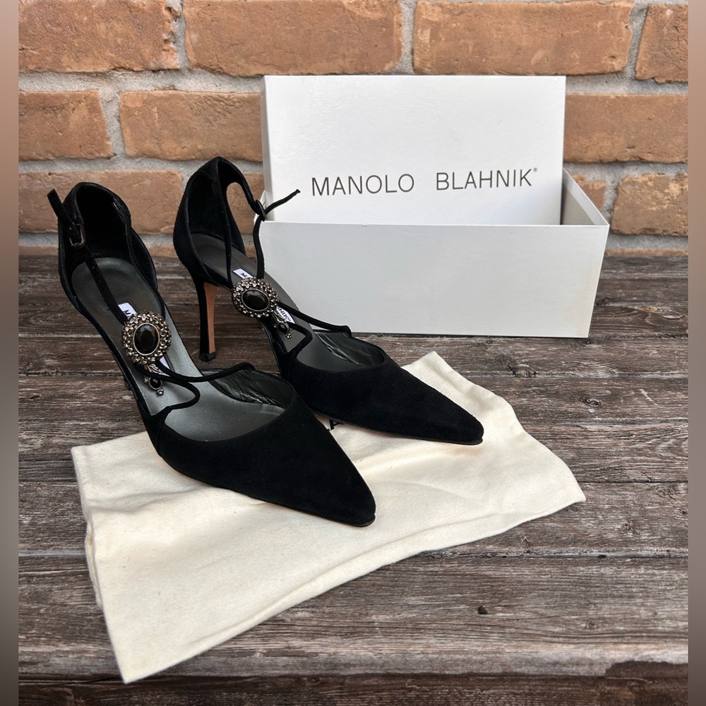 Manolo Blahnik Suede Crystal Embellishments D'Orsay Pumps Size 39 Box Duster Bag